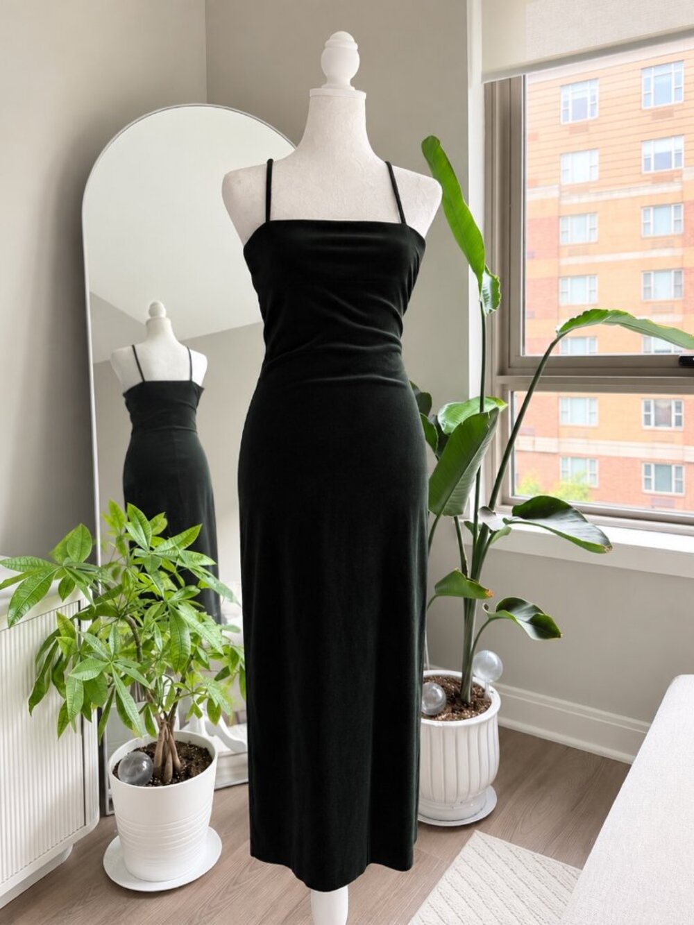 Zara Dark Green Velvet Maxi Dress Size XS Spaghetti Strap Back Slit